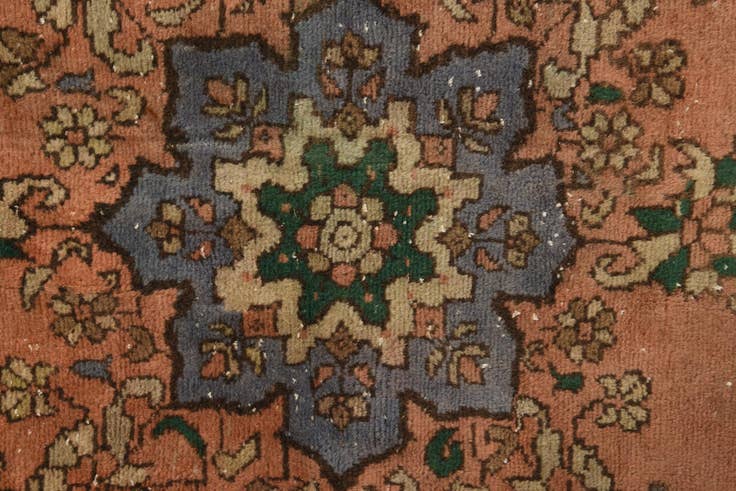 Detail image of 6' 5 x 9' 9 Hand Knotted Ultra Vintage Persian Wool Rug