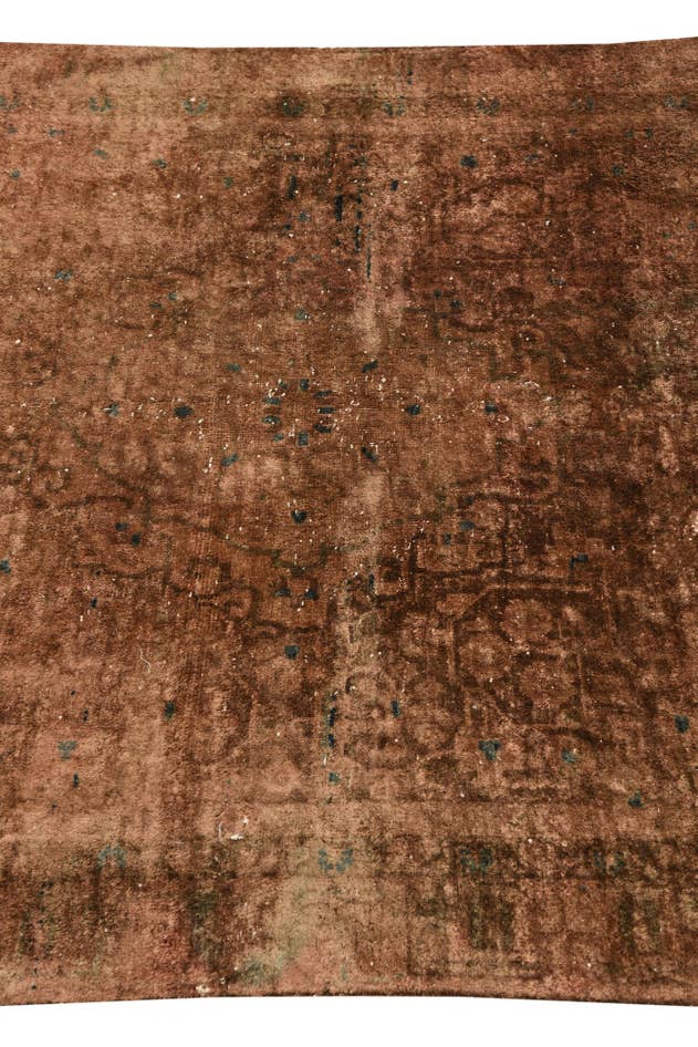 Detail image of 3' 10 x 6' 6 Hand Knotted Ultra Vintage Persian Wool Rug