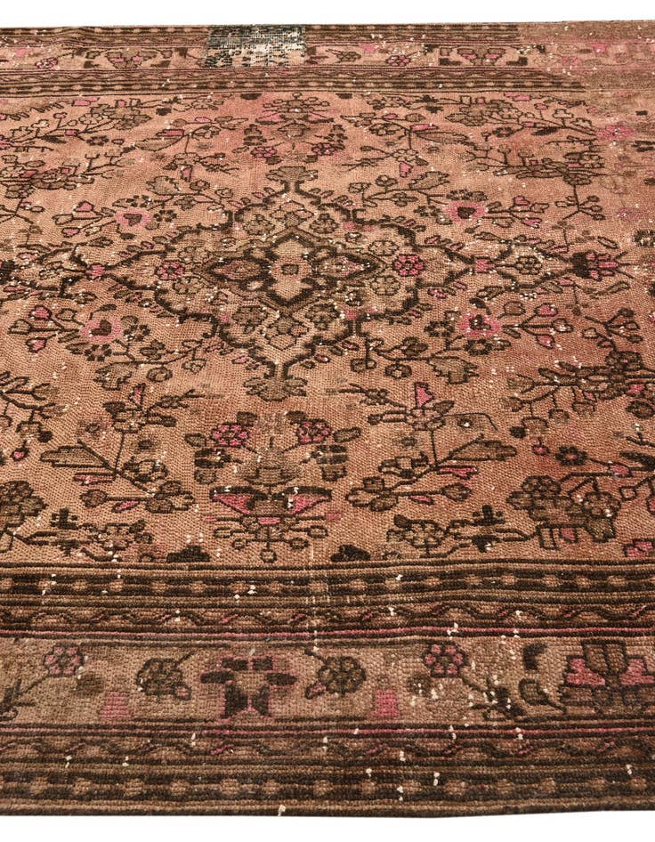 Detail image of 6' 9 x 9' 10  Hand Knotted Ultra Vintage Persian Wool Rug