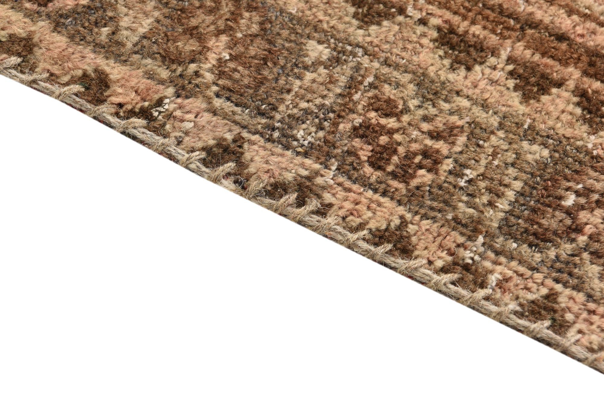 4' x 6' 10 Hand Knotted Ultra Vintage Persian Wool Rug