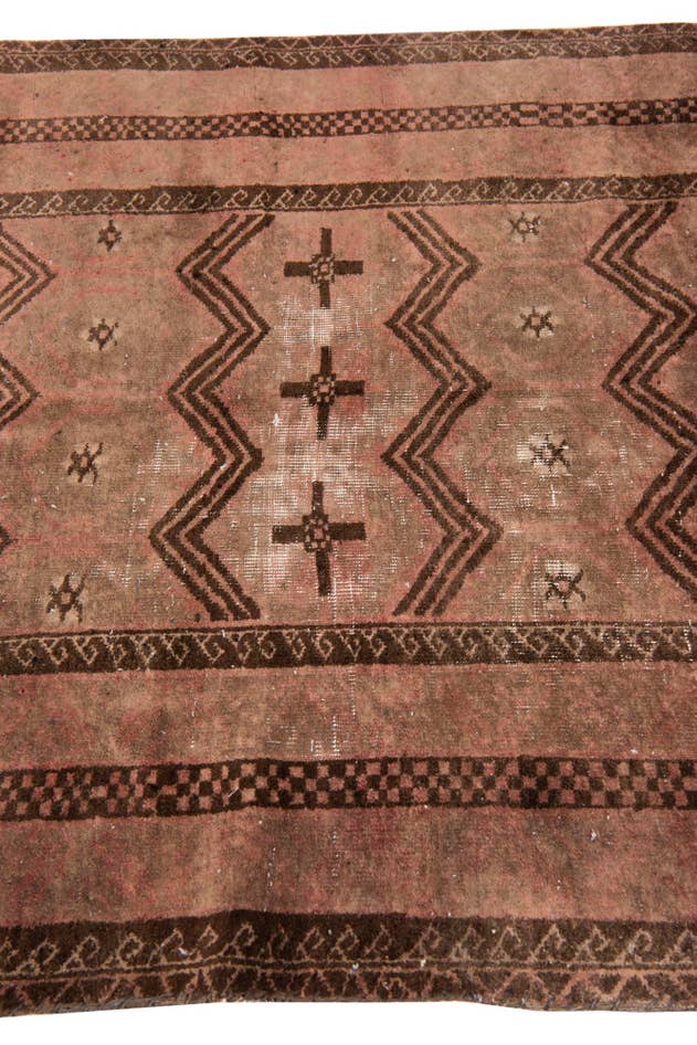 Detail image of 4' 3 x 7' 10 Hand Knotted Ultra Vintage Persian Wool Rug