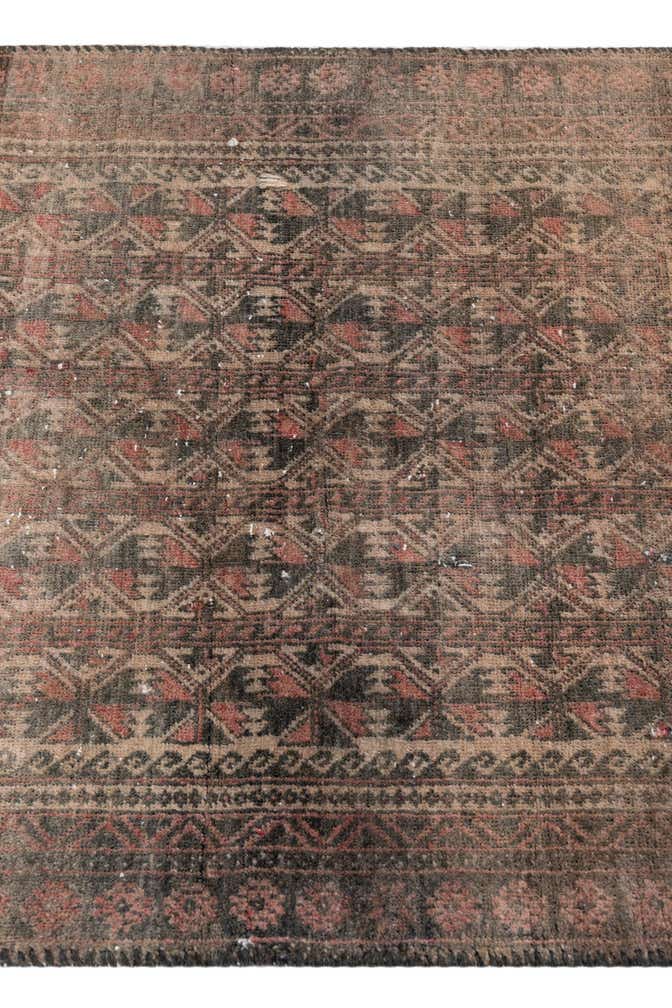 2' 8 x 4' 7 Hand Knotted Ultra Vintage Persian Wool Rug