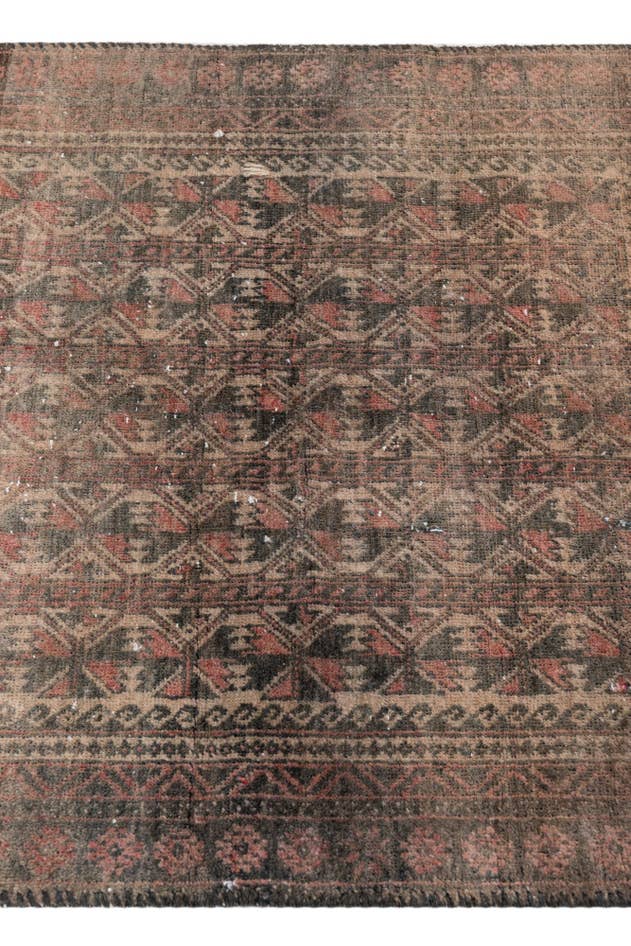 Detail image of 2' 8 x 4' 7 Hand Knotted Ultra Vintage Persian Wool Rug