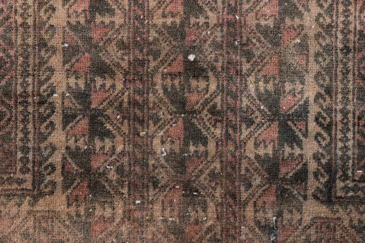 2' 8 x 4' 7 Hand Knotted Ultra Vintage Persian Wool Rug