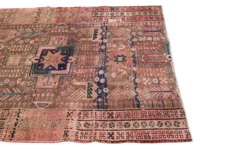 Detail image of 4' 1 x 5' 10 Hand Knotted Ultra Vintage Persian Wool Rug