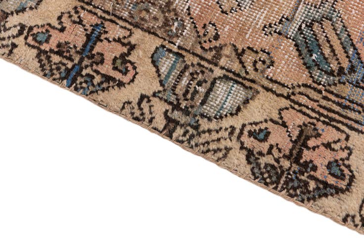 Detail image of 4' 5 x 6' 6 Hand Knotted Ultra Vintage Persian Wool Rug