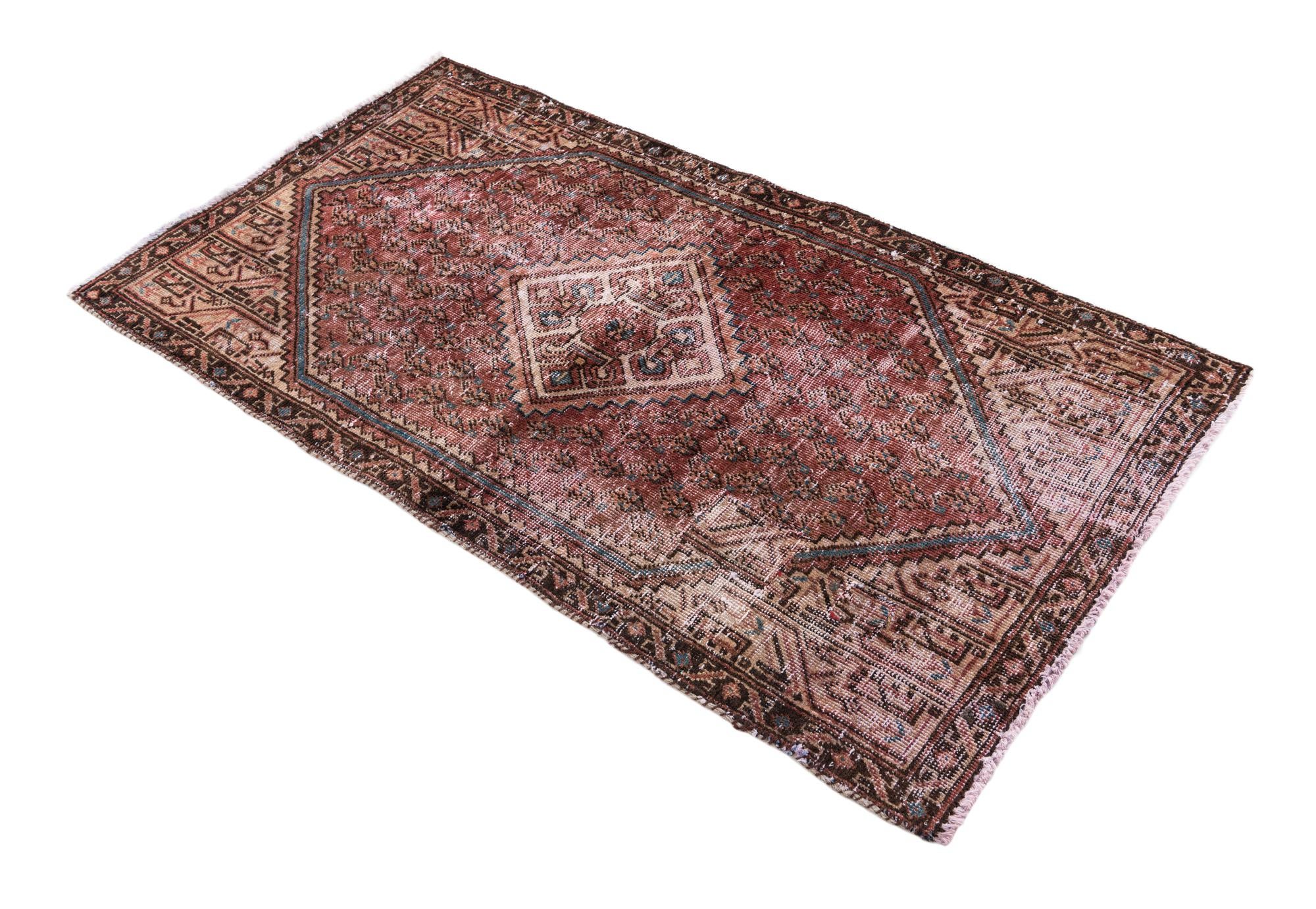 2' 9 x 5' 1 Hand Knotted Ultra Vintage Persian Wool Rug