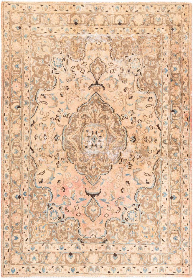 Detail image of 4' 7 x 6' 7 Hand Knotted Ultra Vintage Persian Wool Rug