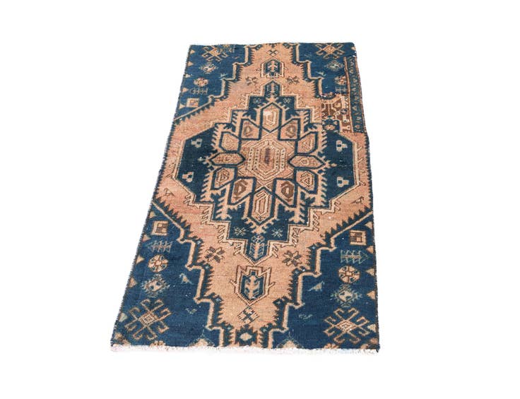 Detail image of 2' 5 x 4' 5 Hand Knotted Ultra Vintage Persian Wool Rug