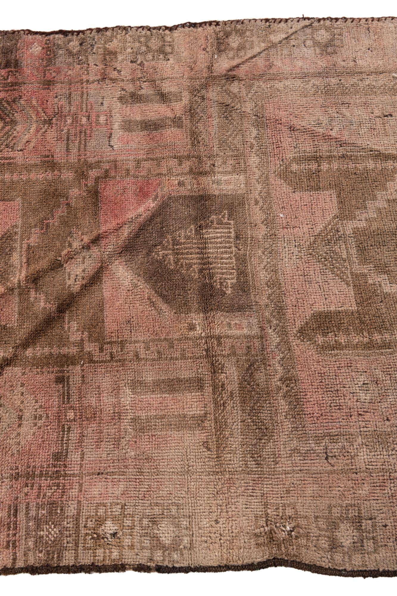 2' 10 x 4' 9 Hand Knotted Ultra Vintage Persian Wool Rug