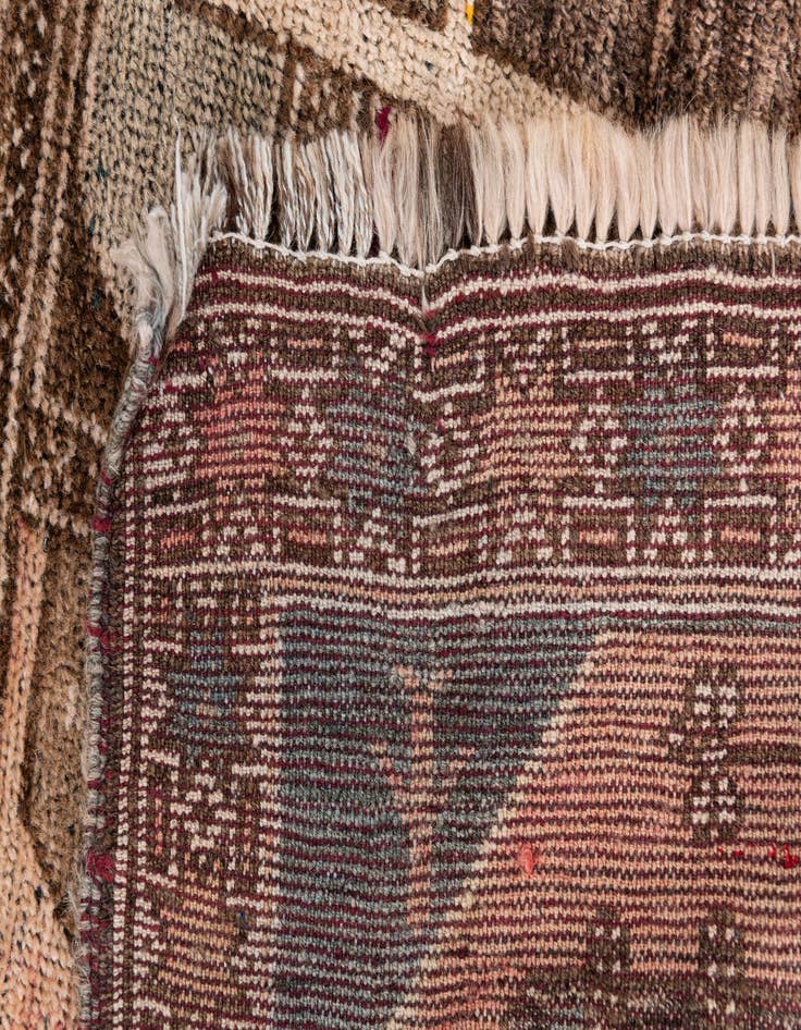 Detail image of 2' 9 x 4' 5  Hand Knotted Ultra Vintage Persian Wool Rug