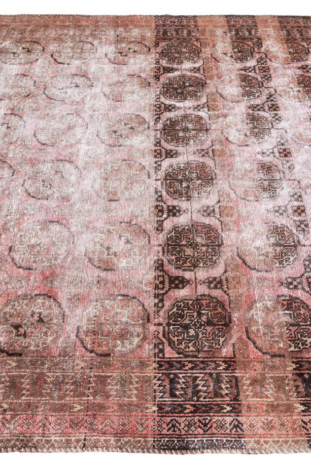 Detail image of 6' x 8' 7 Hand Knotted Ultra Vintage Persian Wool Rug