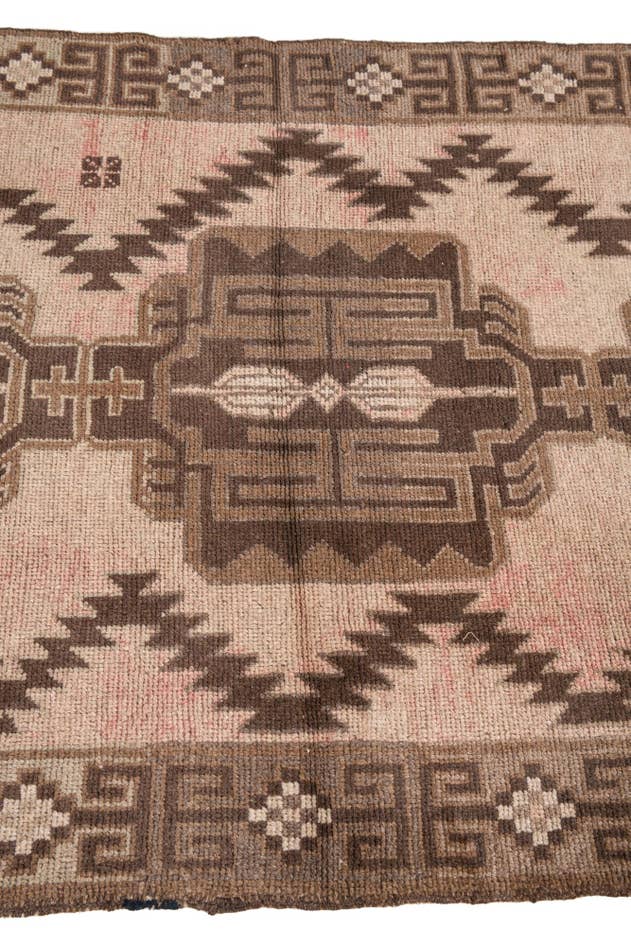 Detail image of 3' 2 x 6' 1 Hand Knotted Ultra Vintage Persian Wool Rug