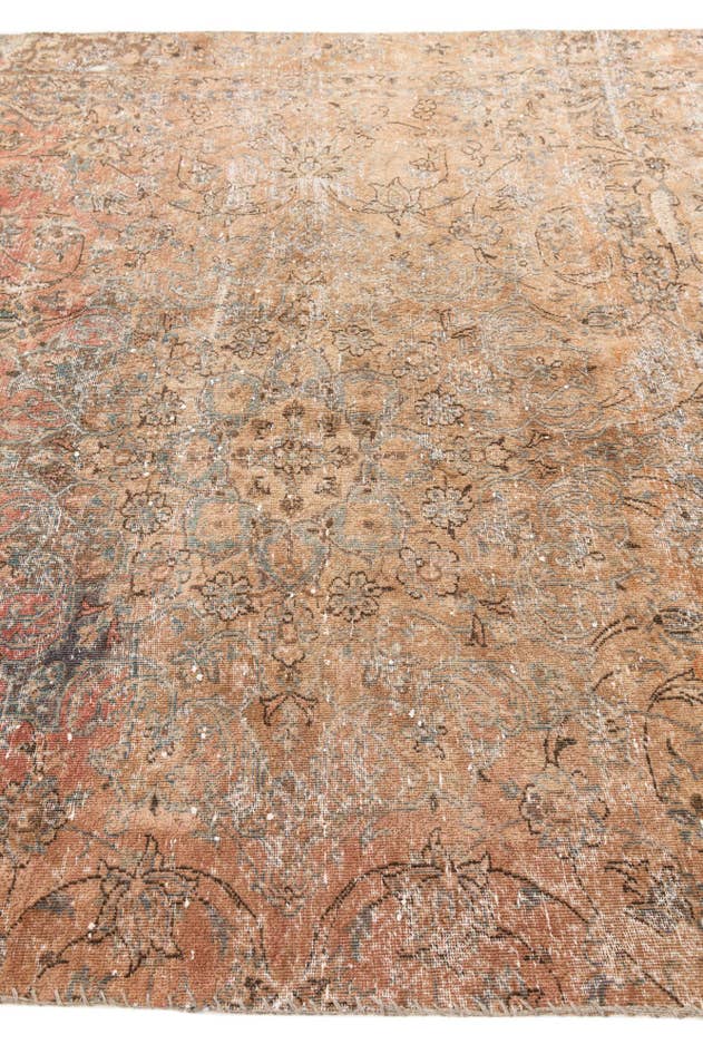 Detail image of 6' 6 x 10' 8 Hand Knotted Ultra Vintage Persian Wool Rug