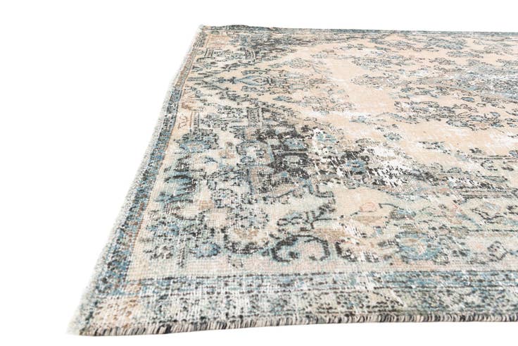 Detail image of 7' 1 x 9' 1 Hand Knotted Ultra Vintage Persian Wool Rug