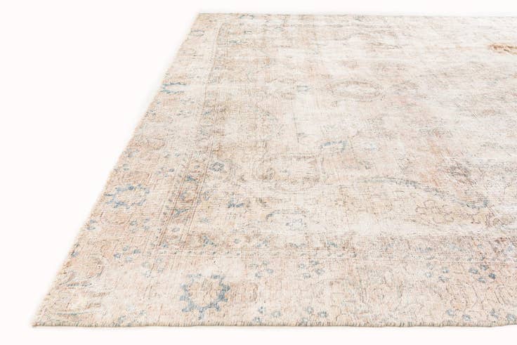 Detail image of 8' 6 x 10' 10 Hand Knotted Ultra Vintage Persian Wool Rug