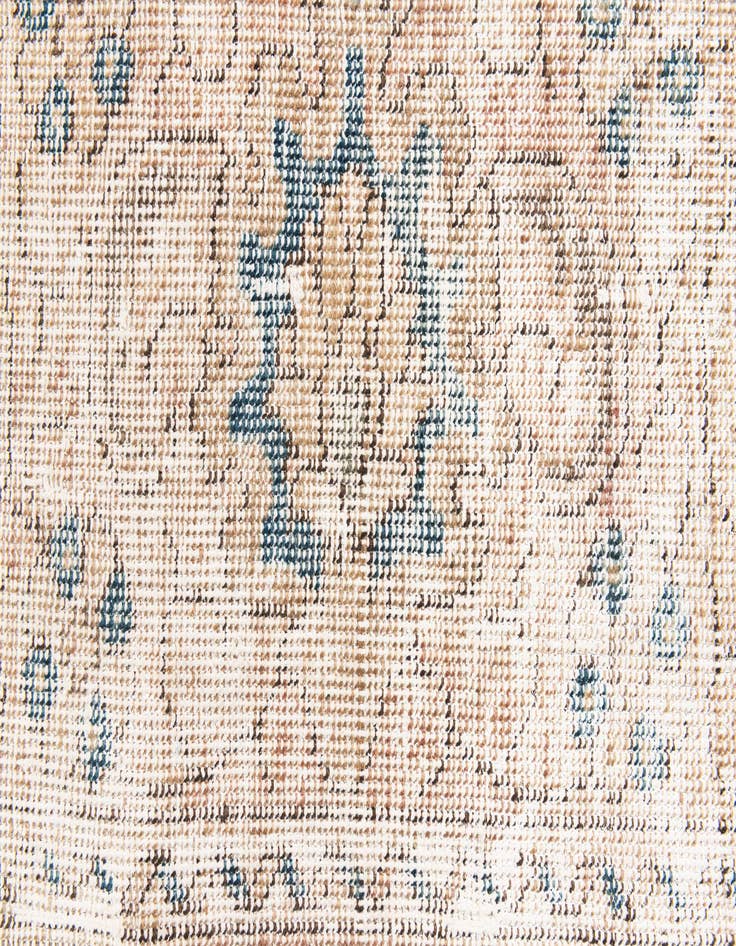 Detail image of 8' 6 x 10' 10  Hand Knotted Ultra Vintage Persian Wool Rug