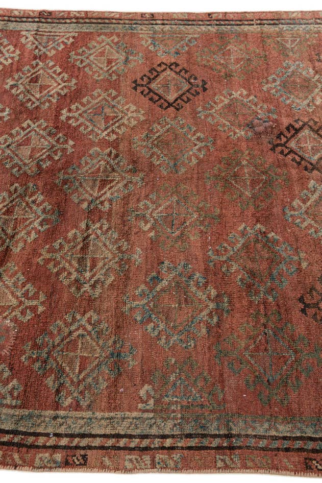 Detail image of 4' 6 x 8' Hand Knotted Ultra Vintage Persian Wool Rug