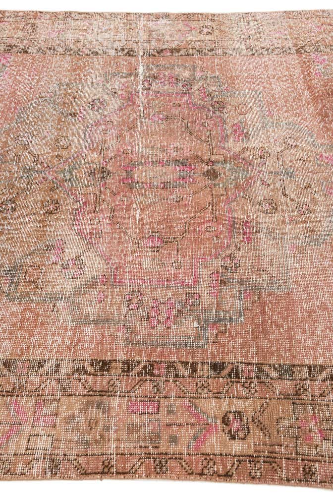 5' 5 x 9' 7 Hand Knotted Ultra Vintage Persian Wool Rug