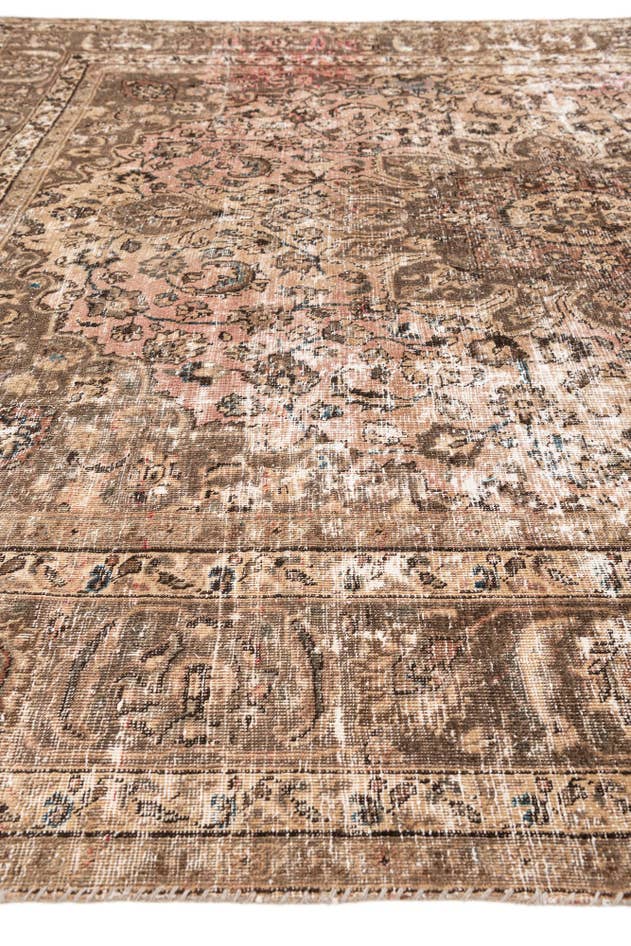 Detail image of 8' 1 x 9' 8 Hand Knotted Ultra Vintage Persian Wool Rug