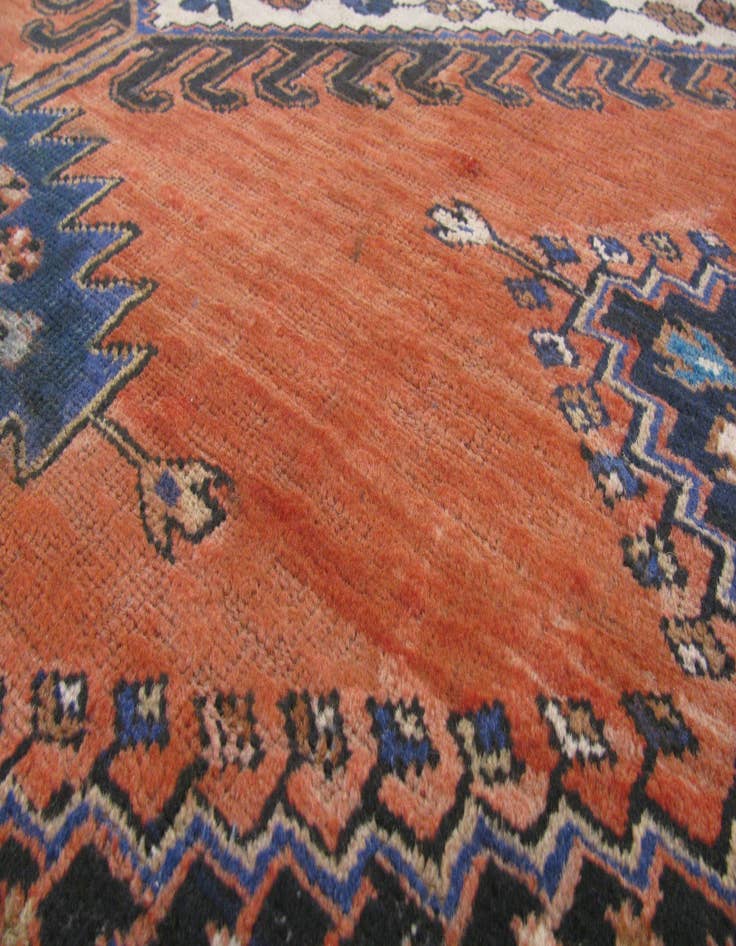 Detail image of 4' 5 x 7' 3 Hand Knotted Viss Persian Wool Rug