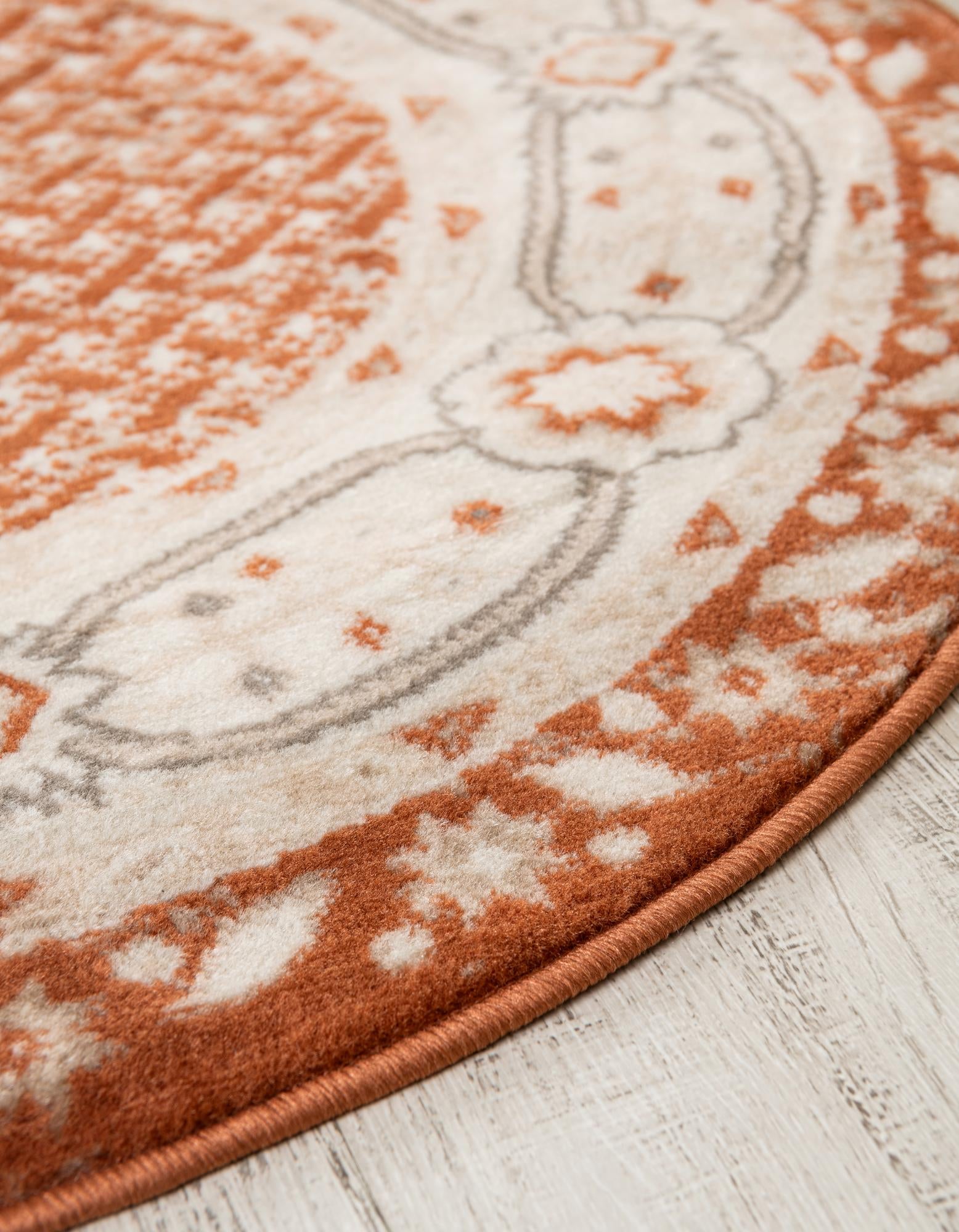 7' 10 x 7' 10 Charlotte Round Rug