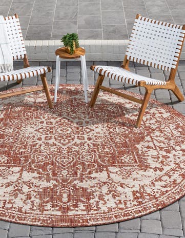 7' x 7' Easy-Clean Jill Zarin Indoor / Outdoor Round Rug