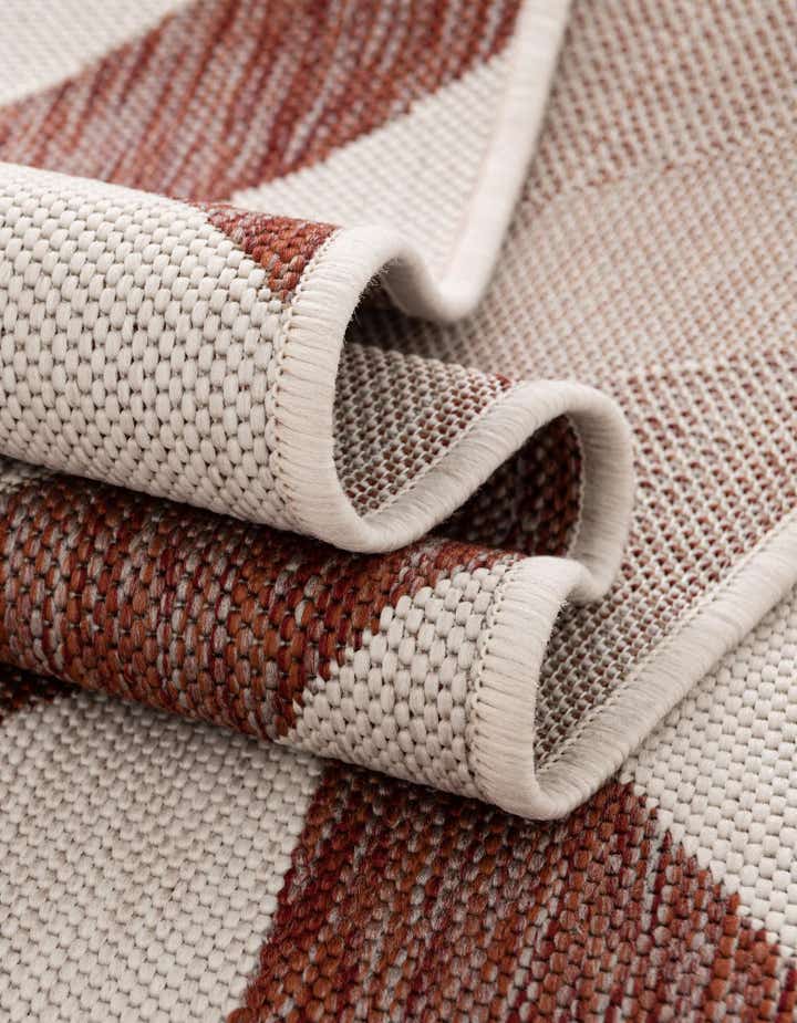4' x 4' Easy-Clean Jill Zarin Napa Indoor / Outdoor Round Rug