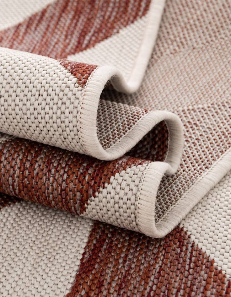 Detail image of 4' x 4' Easy-Clean Jill Zarin Napa Indoor / Outdoor Round Rug