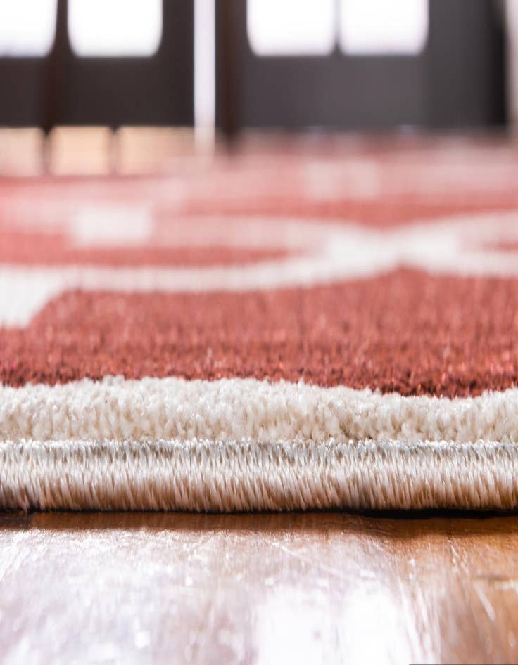 Detail image of 8' x 8' Lattice Round Rug