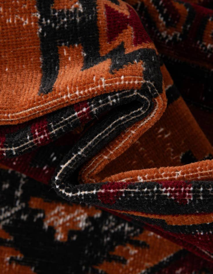 Detail image of 5' 3 x 5' 3 Lucerne Round Rug