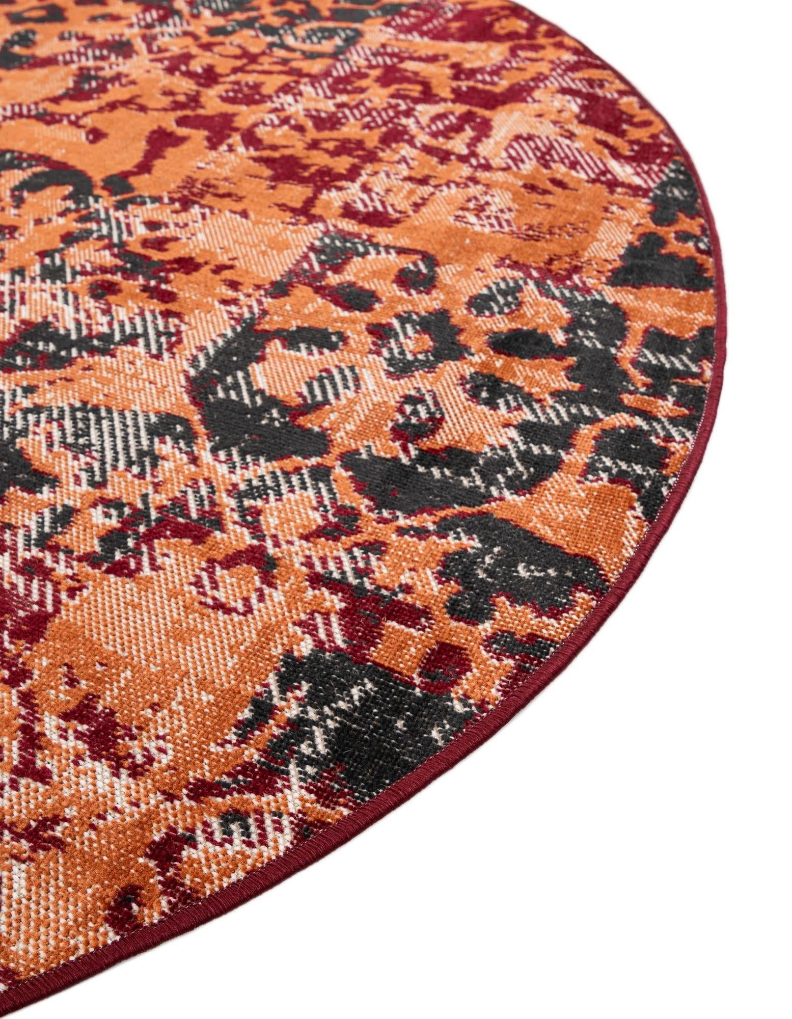 5' 3 x 5' 3 Lucerne Round Rug