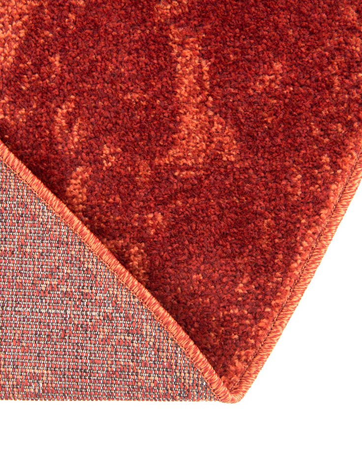 Detail image of 7' 10 x 7' 10 Miranda Round Rug