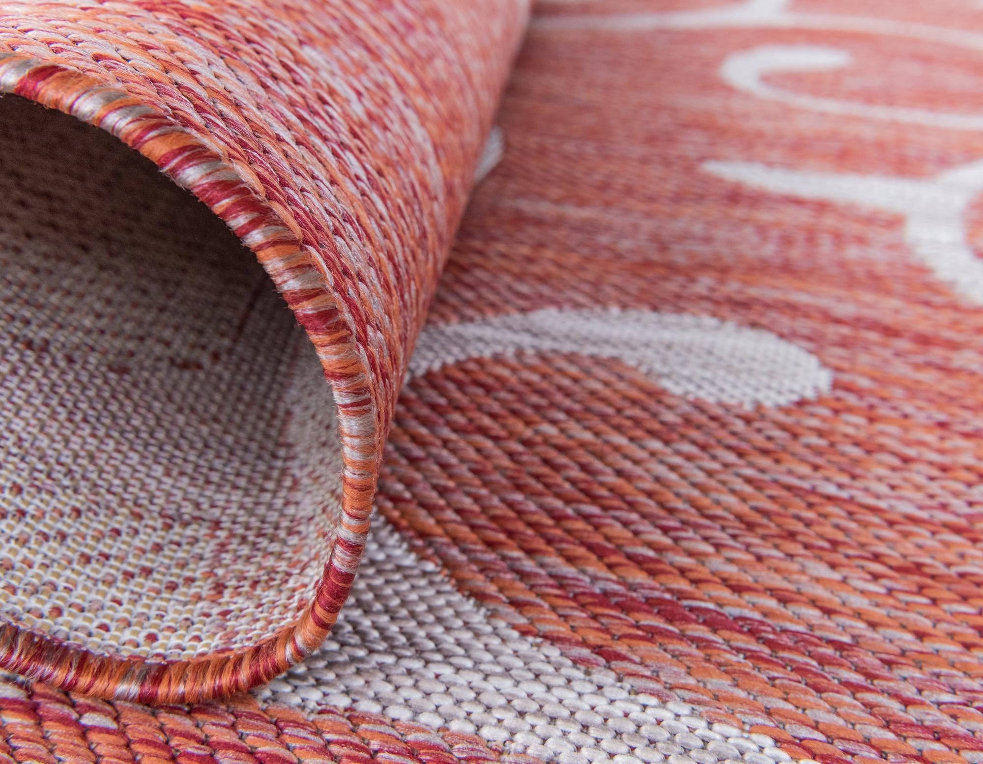10' 8 x 10' 8 Easy-Clean Botanical Indoor / Outdoor Round Rug