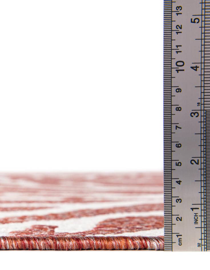 Detail image of 7' 10 x 7' 10 Easy-Clean Coastal Indoor / Outdoor Round Rug