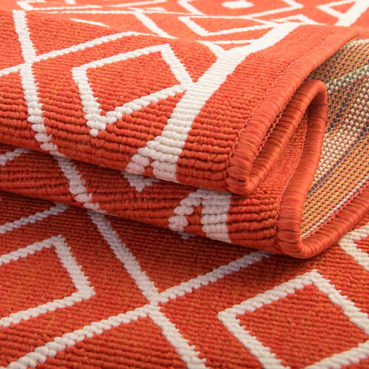 4' x 4' Easy-Clean Lattice Indoor / Outdoor Round Rug