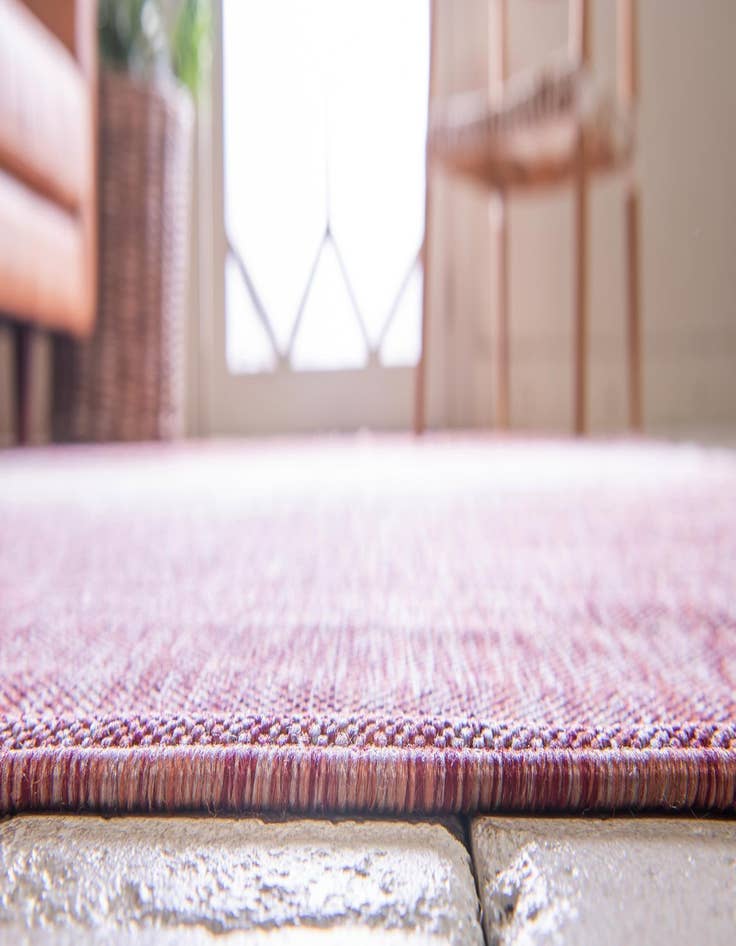 Detail image of 10' 8 x 10' 8  Washable Modern Indoor / Outdoor Round Rug