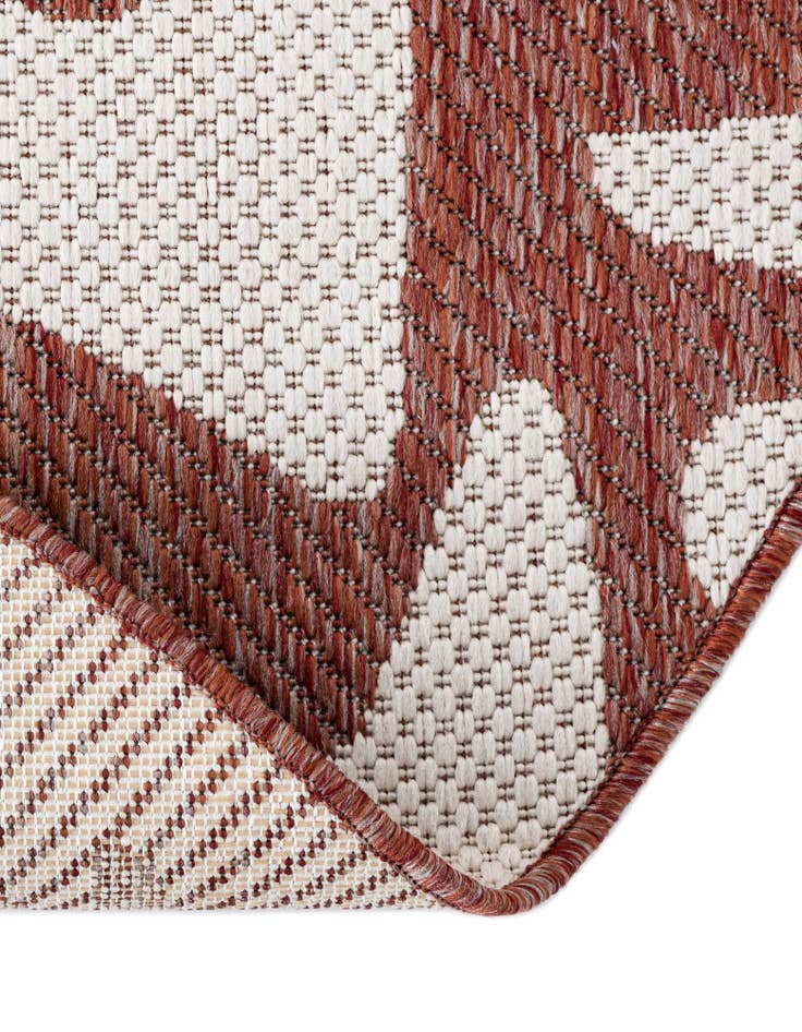 Detail image of 7' 10 x 7' 10 Easy-Clean Modern Indoor / Outdoor Round Rug
