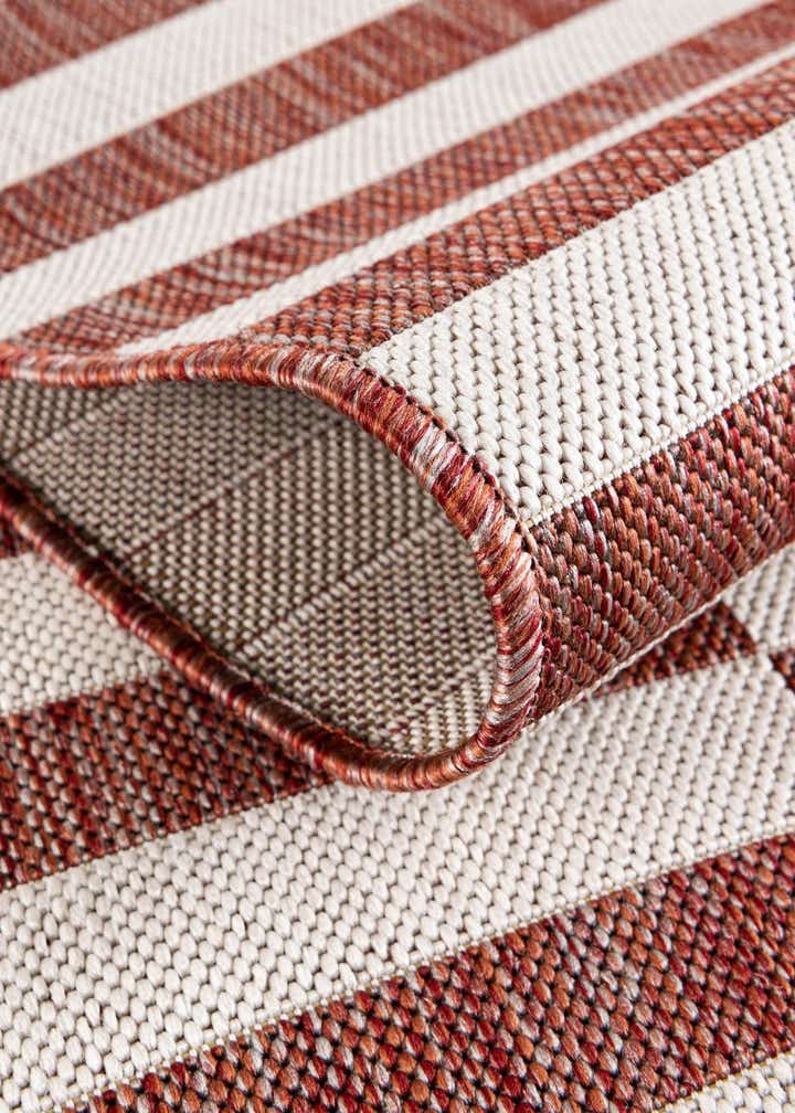 4' x 4' Easy-Clean Striped Indoor / Outdoor Round Rug