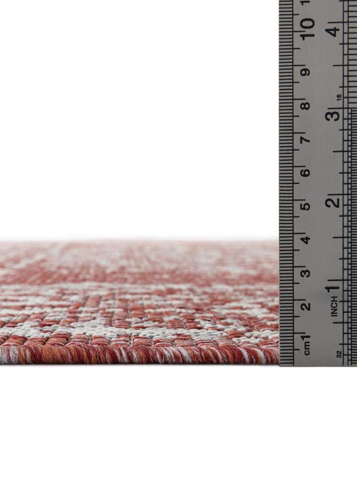 4' x 4' Easy-Clean Traditional Indoor / Outdoor Round Rug