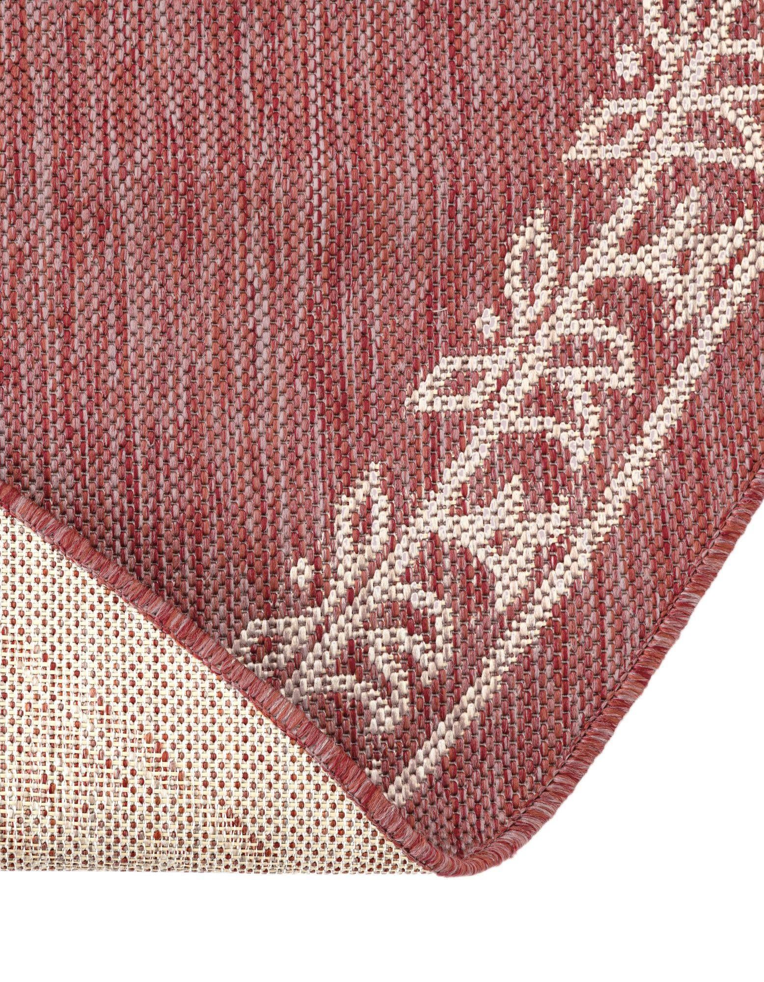 7' 10 x 7' 10 Easy-Clean Traditional Indoor / Outdoor Round Rug