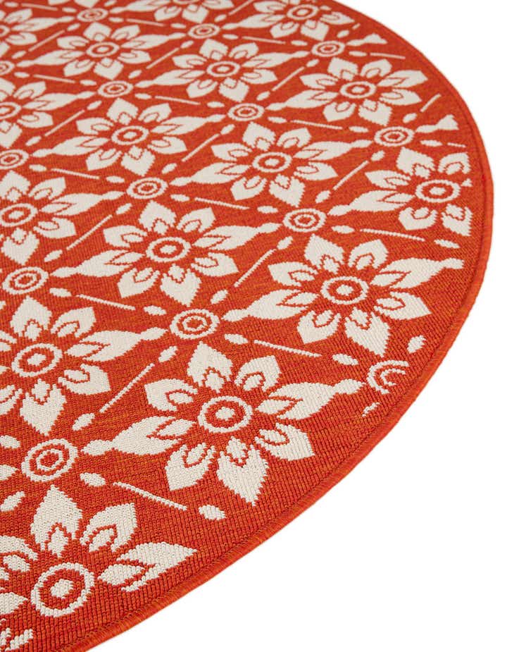 7' 10 x 7' 10 Easy-Clean Trellis Indoor / Outdoor Round Rug