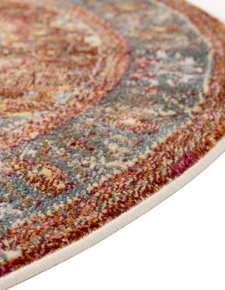 Detail image of 7' x 7' Santiago Round Rug