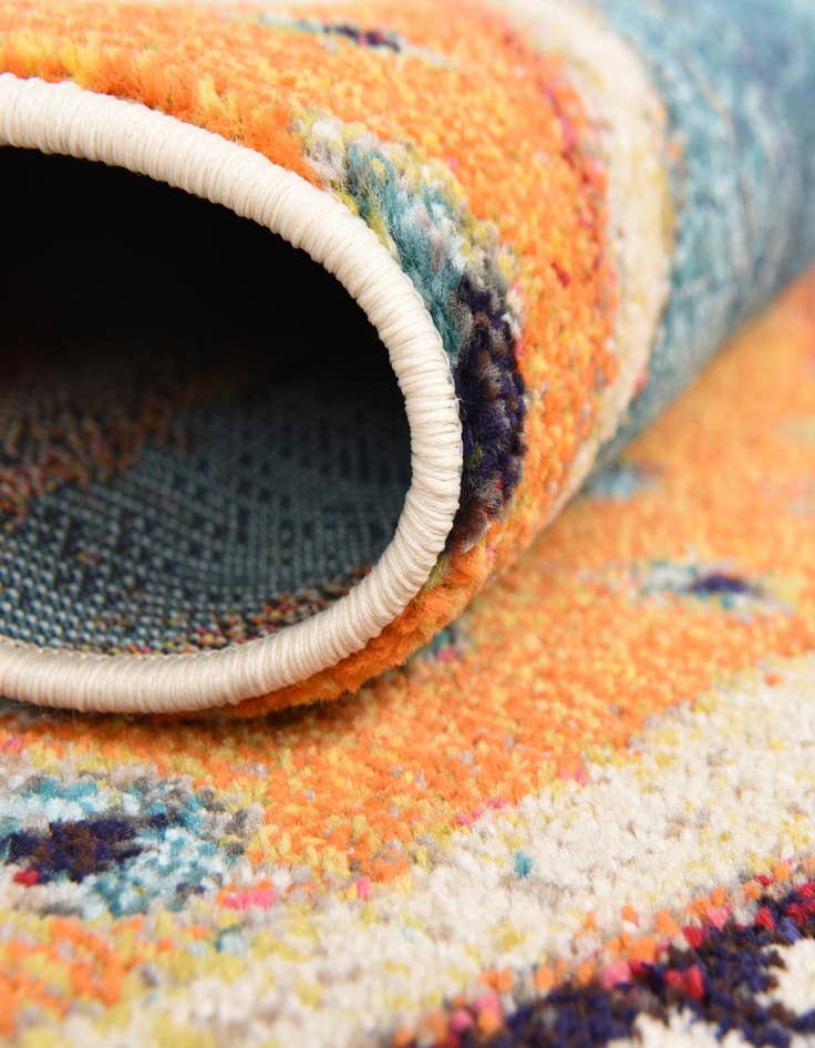 Detail image of 2' 2 x 6' 7  Washable Capri Runner Rug