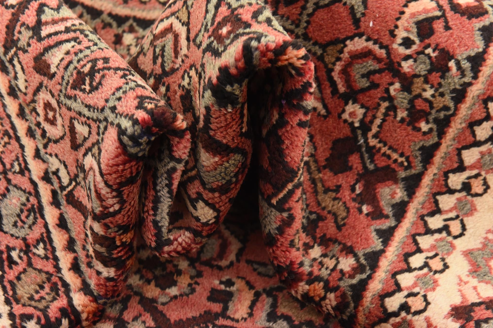 3' 6 x 9' 6 Hand Knotted Hossainabad Persian Wool Runner Rug