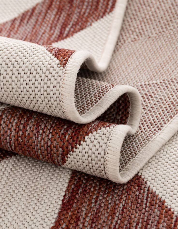 Detail image of 2' x 6' Easy-Clean Jill Zarin Napa Indoor / Outdoor Runner Rug