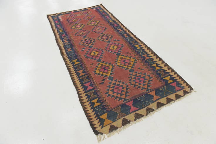 Detail image of 4' x 8' 9 Hand Woven Kilim Fars Wool Runner Rug
