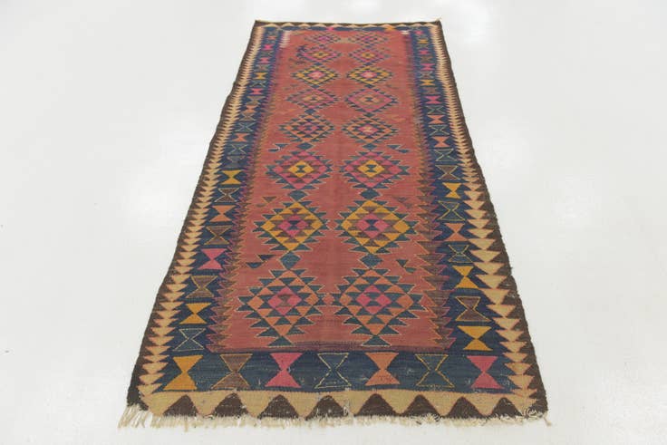 Detail image of 4' x 8' 9 Hand Woven Kilim Fars Wool Runner Rug
