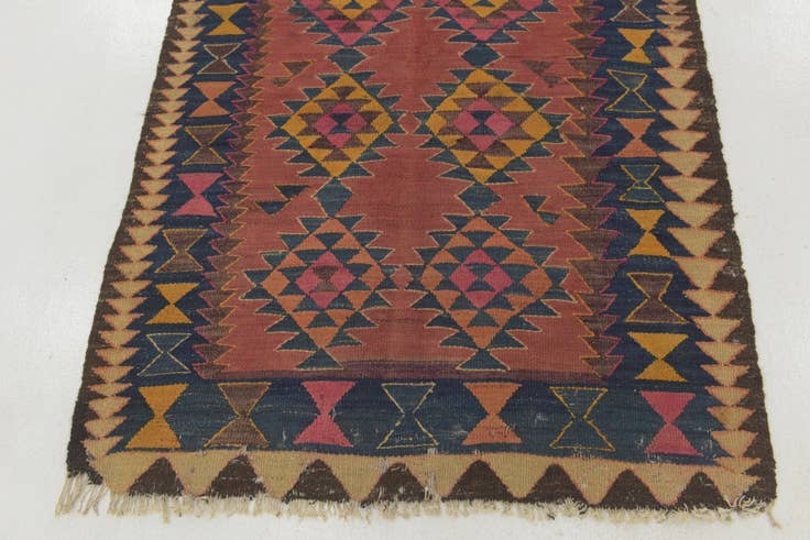 Detail image of 4' x 8' 9 Hand Woven Kilim Fars Wool Runner Rug