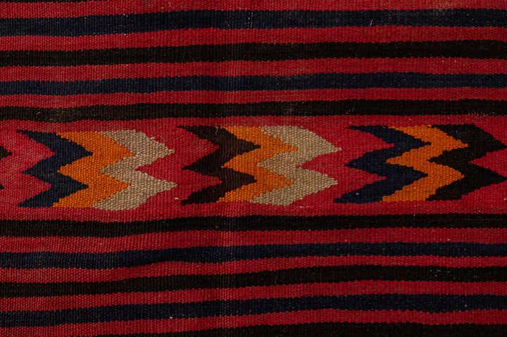 4' 9 x 11' 7 Hand Woven Kilim Fars Wool Runner Rug